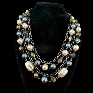 Pretty Costume 3 strand ivory and grey stone necklace 16 in with 2 in extender